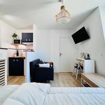 La Vie En Bleu - Proche De Paris Charenton-le-Pont